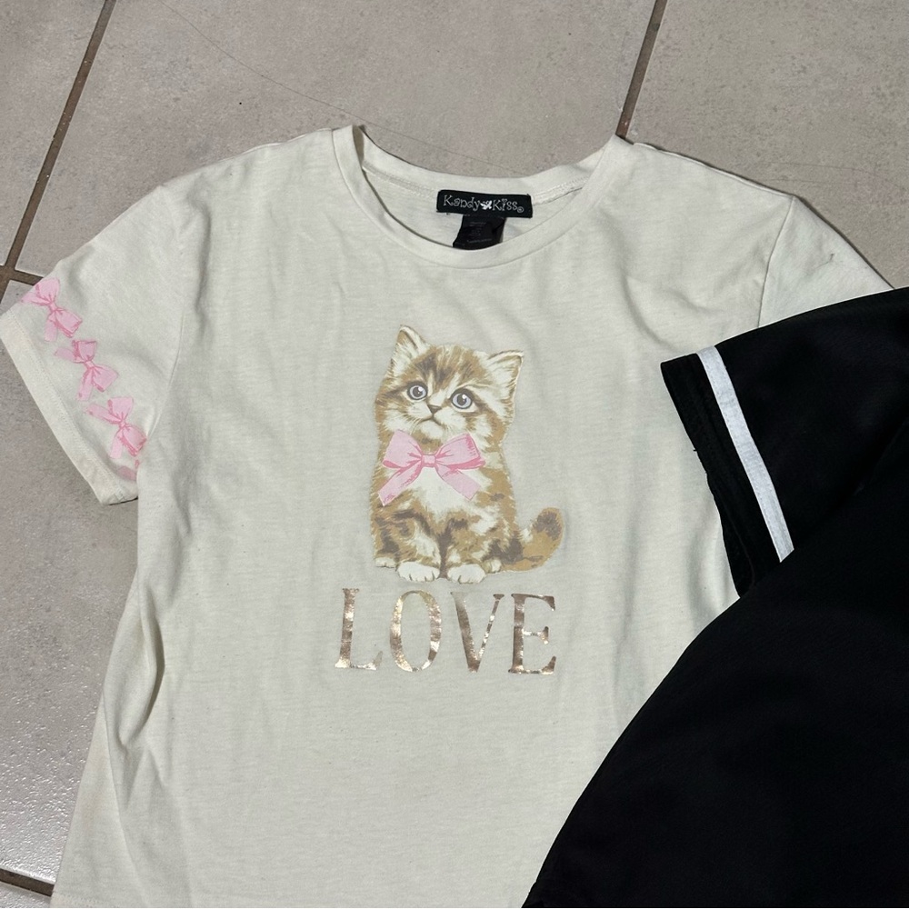 Champion & Kandy Kiss Kids Girl Cat Print Cream T-Shirt and Black Baseball Tee M - Picture 3 of 7